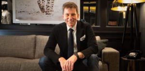 Hire Speaker, Comedian and Magician Tim Gabrielson | Funny Business Agency